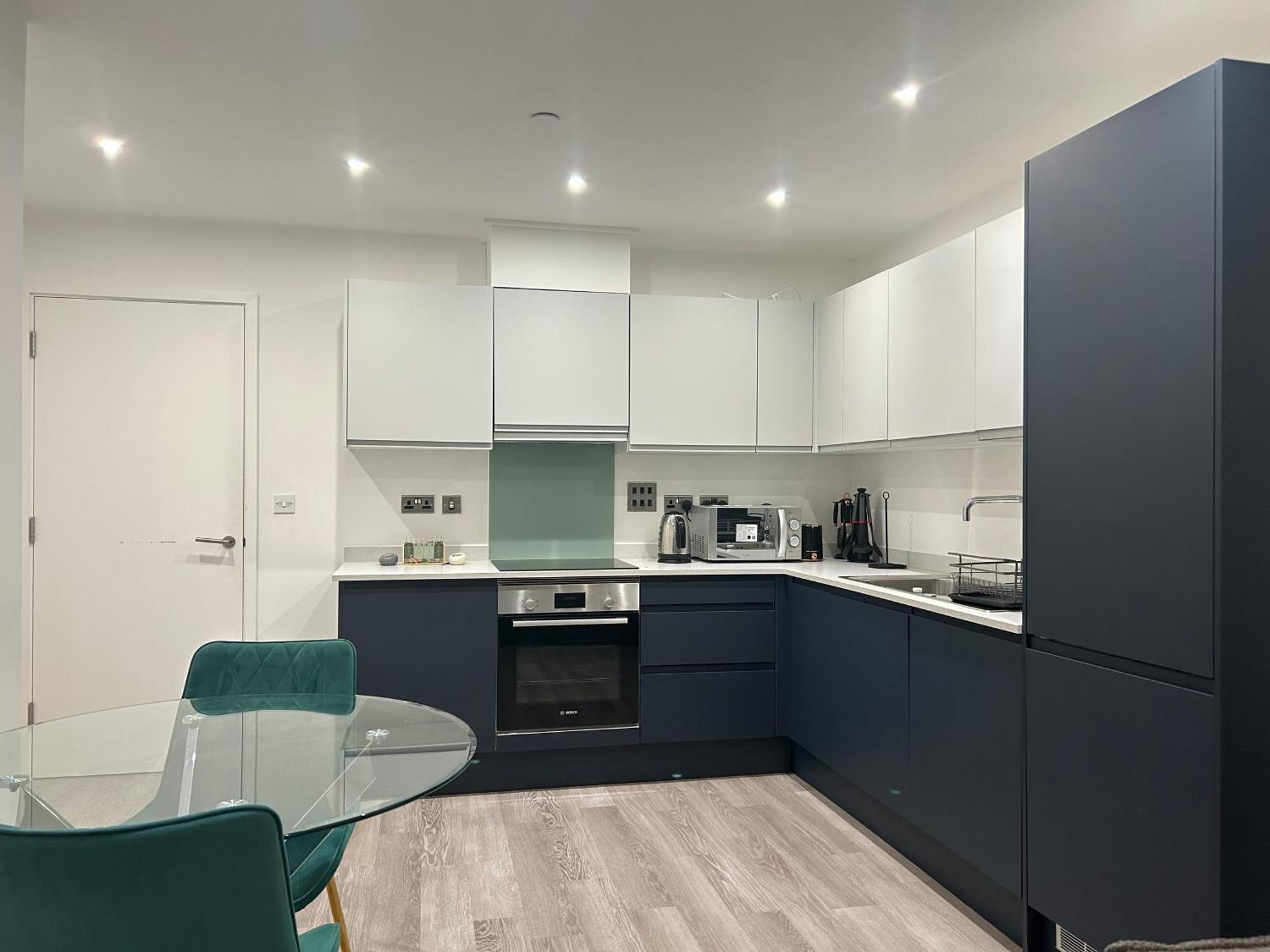 Kinzo'S Apartment Чатем Екстер'єр фото