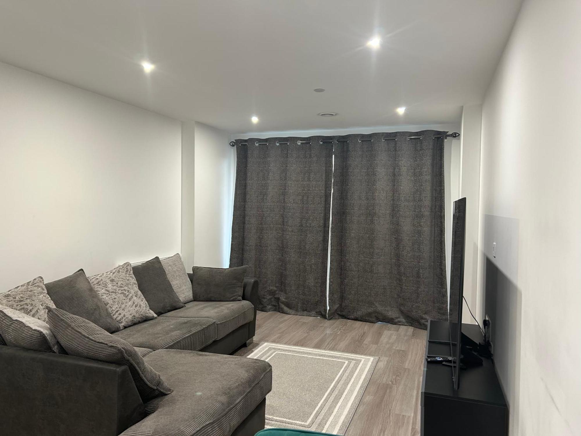 Kinzo'S Apartment Чатем Екстер'єр фото